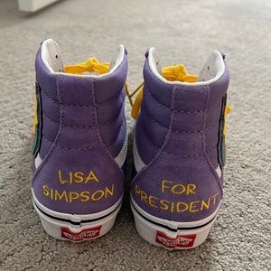 Lisa Simpson vans.